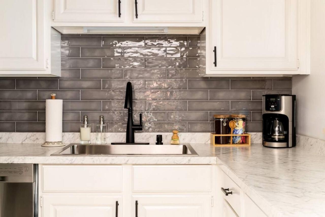 Stylish Downtown Nashville 3 Beds, 1 Bedroom With Private Patio, Parking Экстерьер фото