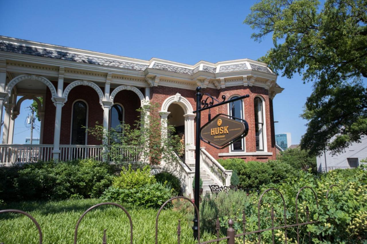 Stylish Downtown Nashville 3 Beds, 1 Bedroom With Private Patio, Parking Экстерьер фото