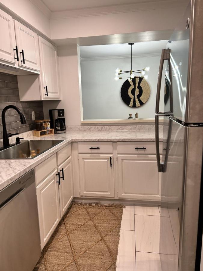 Stylish Downtown Nashville 3 Beds, 1 Bedroom With Private Patio, Parking Экстерьер фото